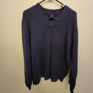Gap Men's V-Neck Sweater